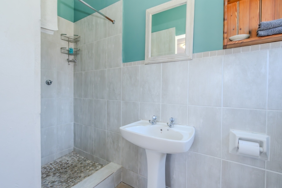 4 Bedroom Property for Sale in Middedorp Western Cape